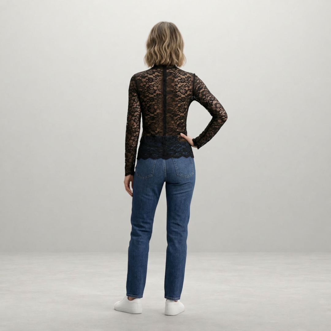 Charlotte – Lace High-Neck Top