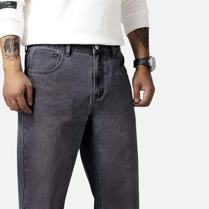 Men's Relaxed Straight Leg Denim Jeans