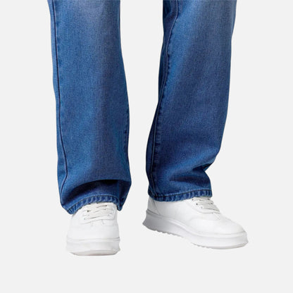 Men's Relaxed Straight Leg Denim Jeans